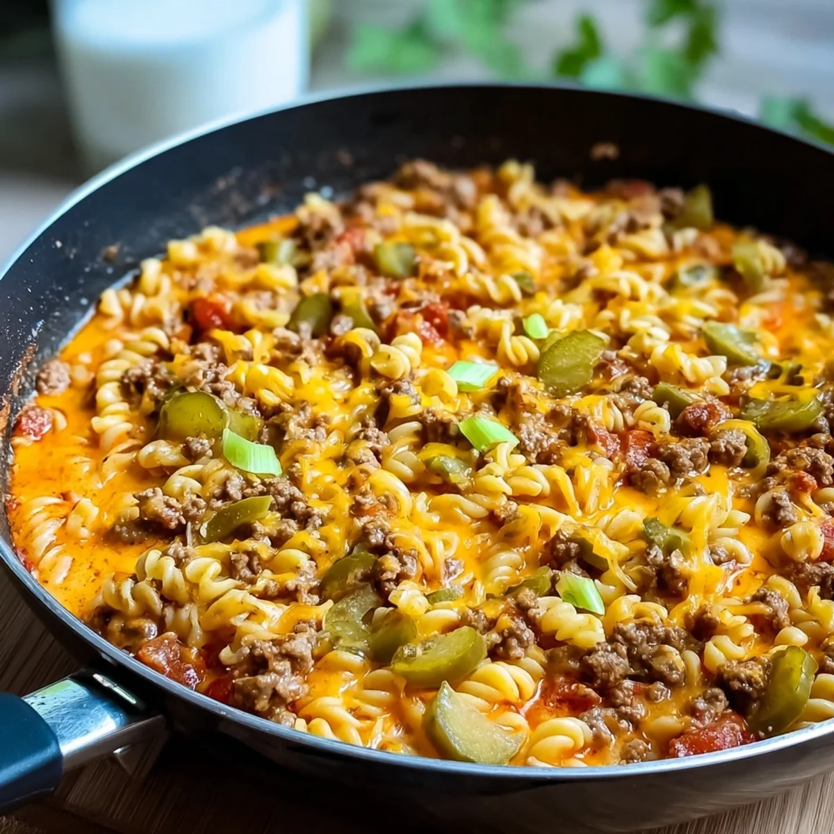 Cheeseburger-Pfanne: Schnell, cremig & familienfreundlich