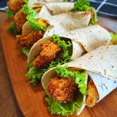 Knusprige Mini Fried Chicken Wraps: Schnelles Fingerfood