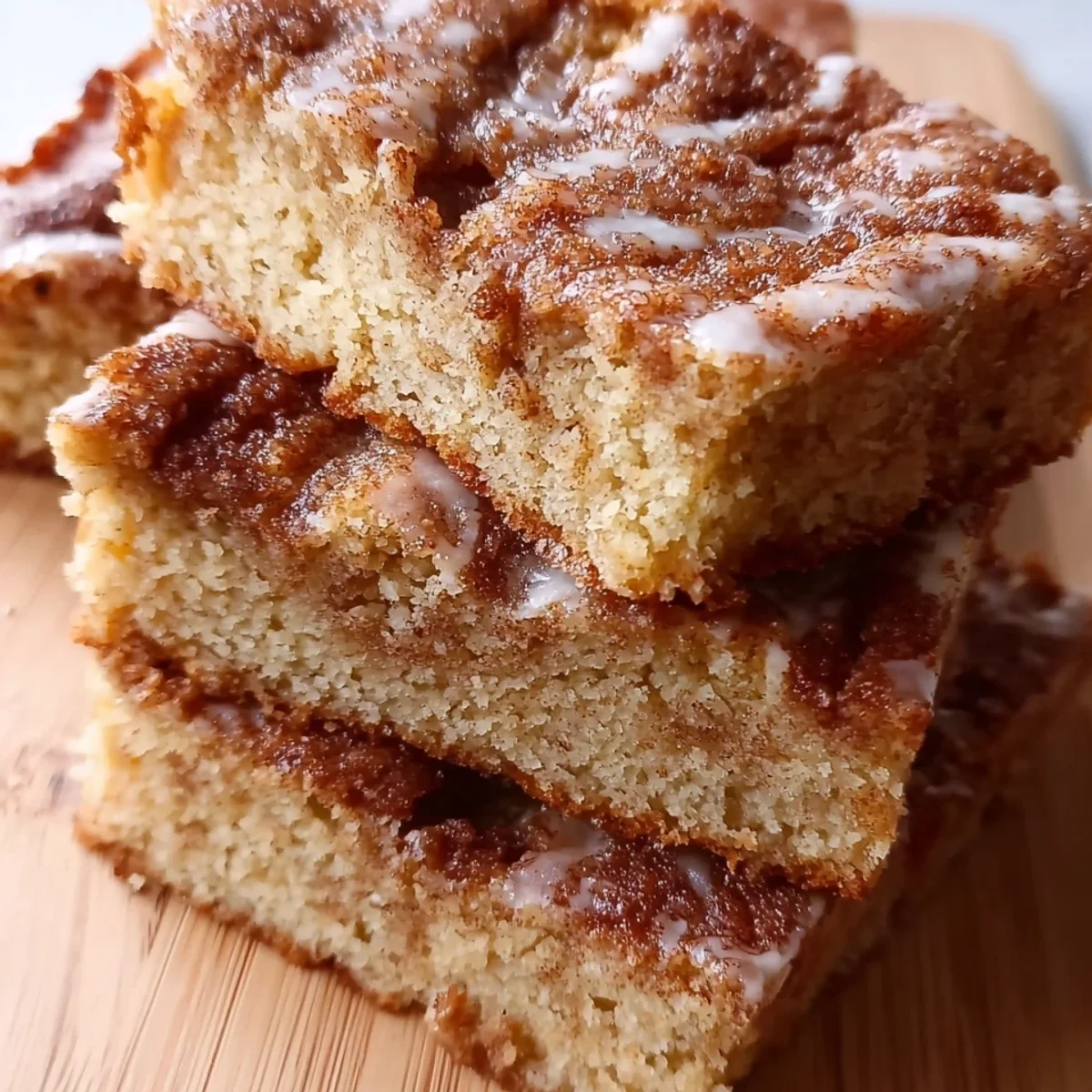 Saftiger Veganer Zimtkuchen vom Blech